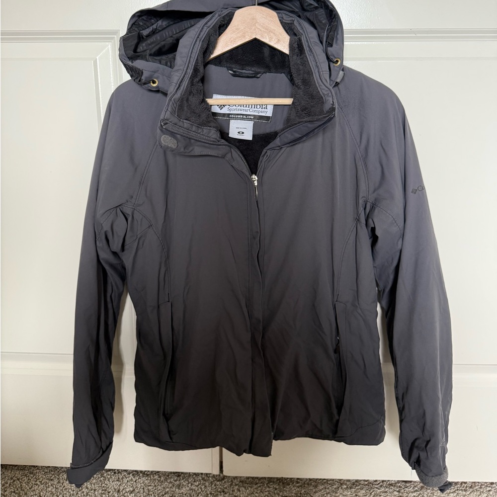 Columbia Women's Hooded Jacket in Gray with Plush Lining